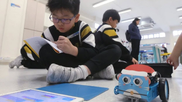 STEM sáng tạo, thực tiễn với những dự án robot tự động dành cho trẻ em